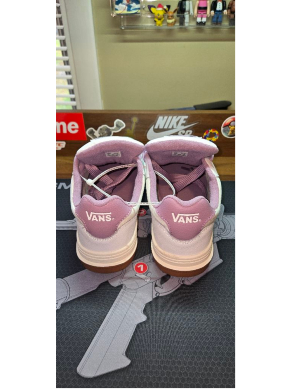 Vans Upland Sneakers in Vintage Leather Purple 8.5m/10w - Picture 3 of 6